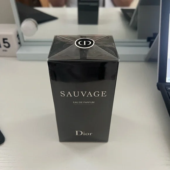 Dior Sauvage 100 ml NWT - Picture 2 of 2